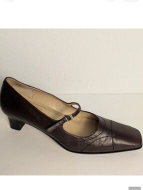 Loft Mary Jane Leather Toe Block Pumps With Straps Size 6.5 Color Deep Wine EUC